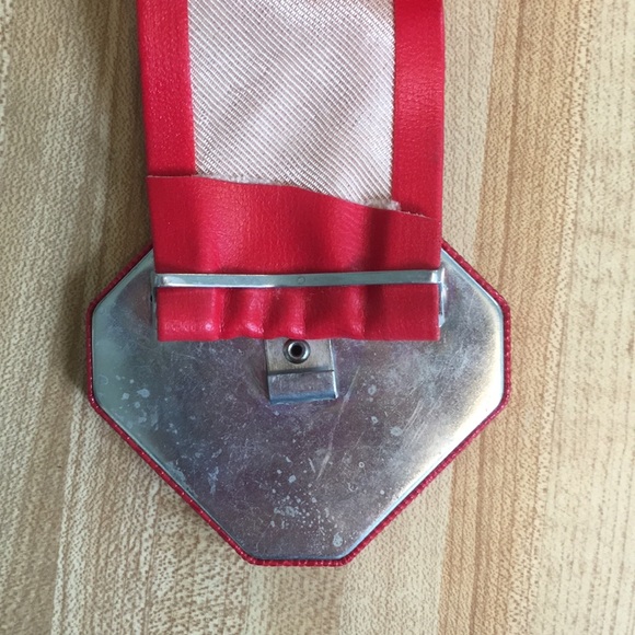 Red Vintage Belt - Picture 3 of 8